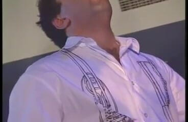 Perfect Porno: bare stanon vaali sunahre baalon vaali patni ki do vetron...