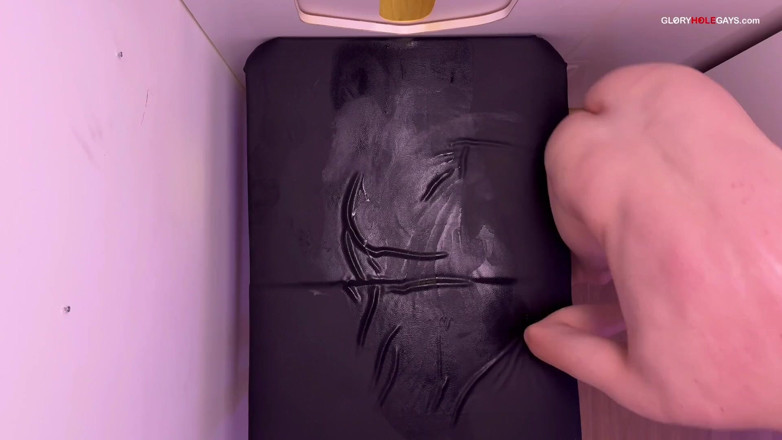 GLORYHOLEGAYS: Exklusiv gloryhole rush 22-årig Twink dunkade hårt - full, ocensurerad
