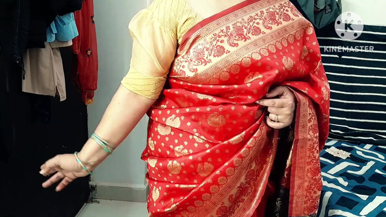 Salmaan001: Penyewa Mengongkek Isteri Tuan Tanah Keras Dalam Audio Hindi