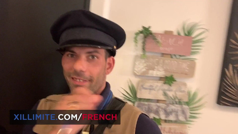 French girls at work: Anna Polina 뒤에서 섹스하는 배달원, 섹스 토이 영향력 있는 사람