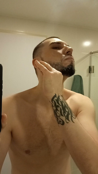 Solo Guy BWC: Nackt rasieren