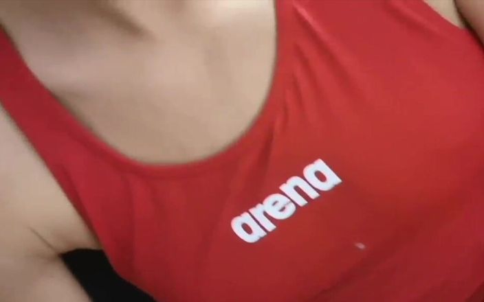 Gina Gerson: Foda arriscada no banheiro