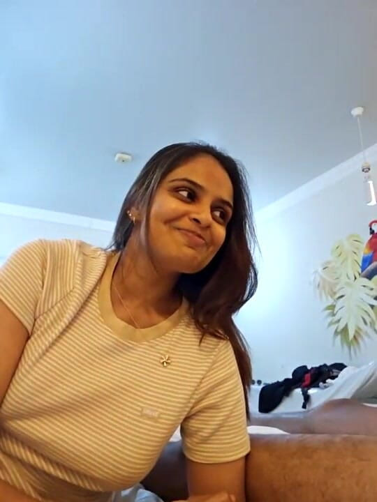 Treblsex: Vợ và chồng Ấn Độ lãng mạn khi mang thai trong cuộc...