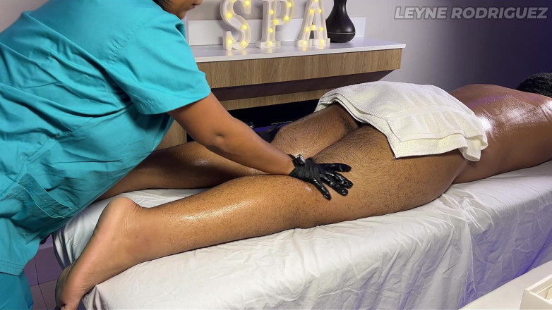 Leyne Rodriguez: นวดเจลนูรูทั้งตัวลื่นและเย้ายวนกับ Leyne Rodriguez