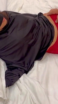 Sexy bhabhi ošukaná Dewarem a výstřikem do její malé těsné kundičky hindi audio sex video