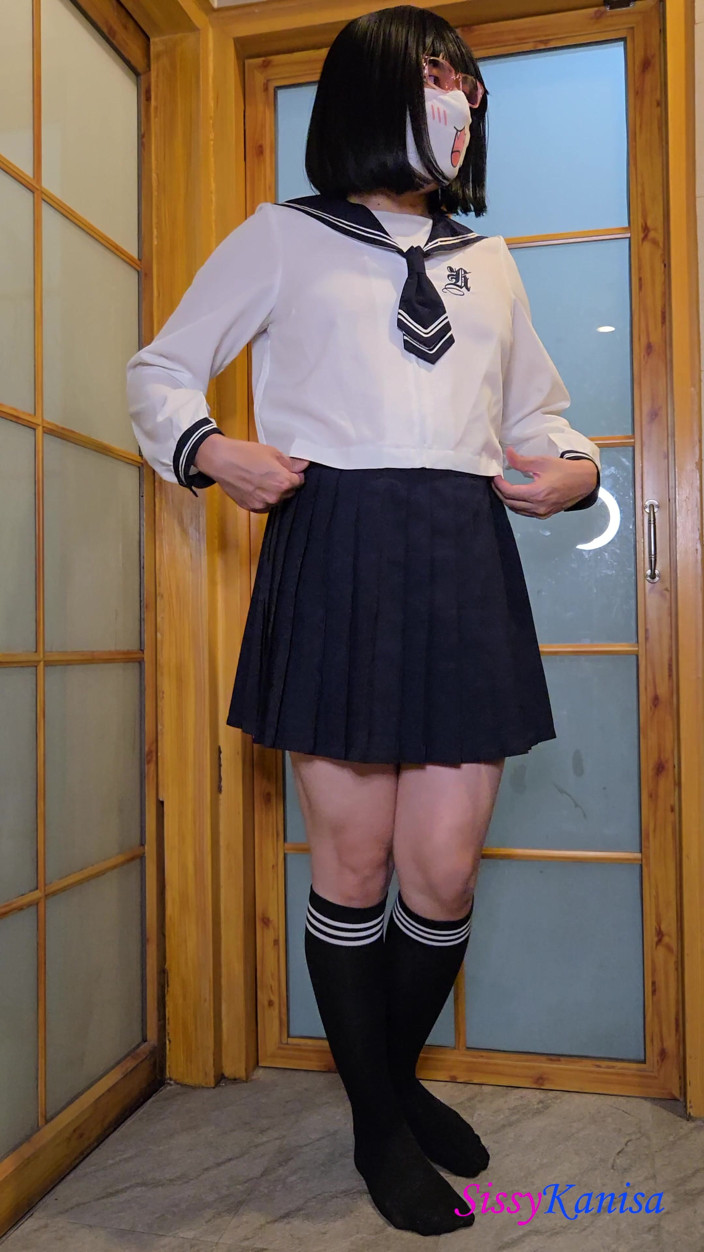 SissyKanisa: Sissy Kanisa's Fitting Room: Change Clothes to Go to Pe...