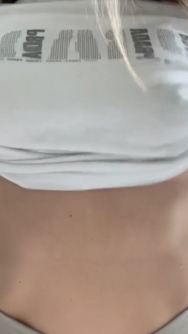 Which Reveal Do You Like Better (Emma Skyee)