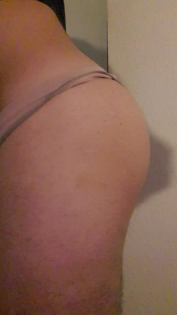 BiCgn: Mentimun di pantat