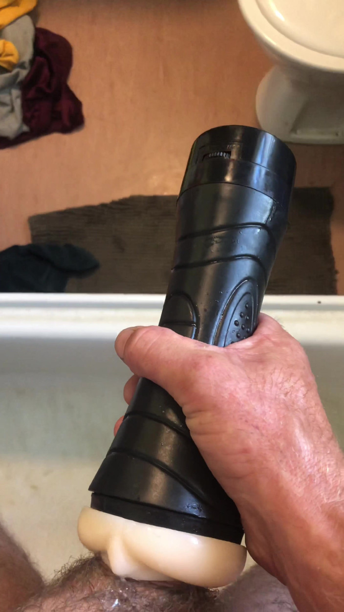 Isaac Hunt: Big Cock Pissing and Fucking a Fleshlight