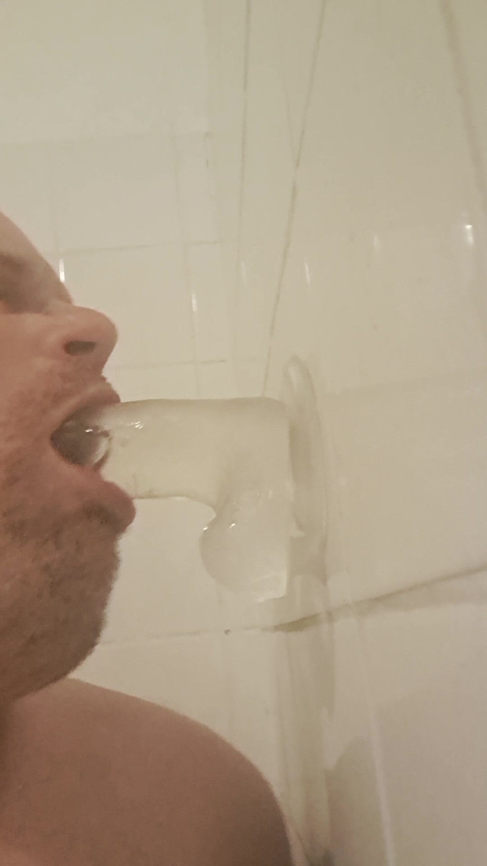Fickspecht: Attached Sucking and Blowing for the Slut