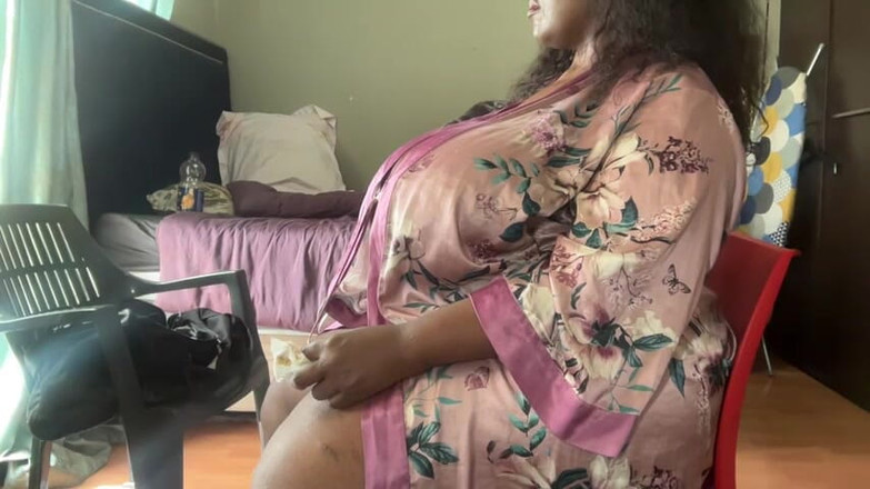 Legendary Booty Overdose: Bystiga SSBBW vibrator spela och stripteasing