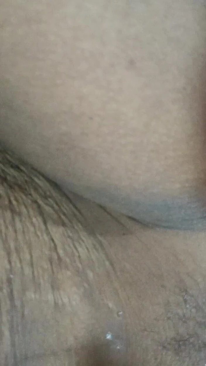 Desi Indian studio: Sexy Bhabhi ki gand mein land lad diya pijnlijk anale...