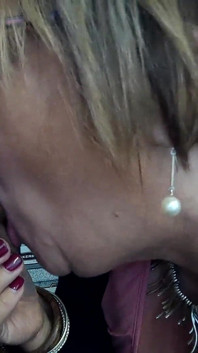 Expert Deepthroat