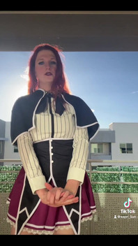 Göğüslerime dokunmak ister misin?