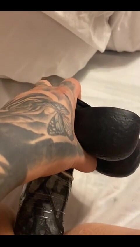 My Tight Ass (Tattoed Kate)
