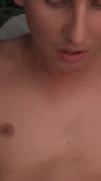 Twinkpop - Našel jsem krásné místo u řeky Sázavy, ideální pro pěkný letní relax a nabízím mu thicc péro