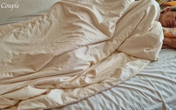 LC couple: Real Amateur Couple Morning Sex - Husband Wakes up Wife When...