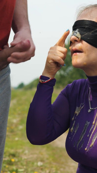 556 M-a hrănit în aer liber și i-am supt pula.