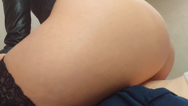 Squirt_orgasm_69: Sekretärin kam zu besuch und muschi-creampie-nahaufnahme, doppelte enge muschi, abspritzen