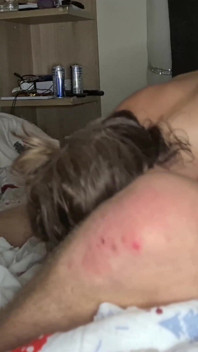 남편의 자지를 자위하고 빨아주는 발정난 섹시한 마누라