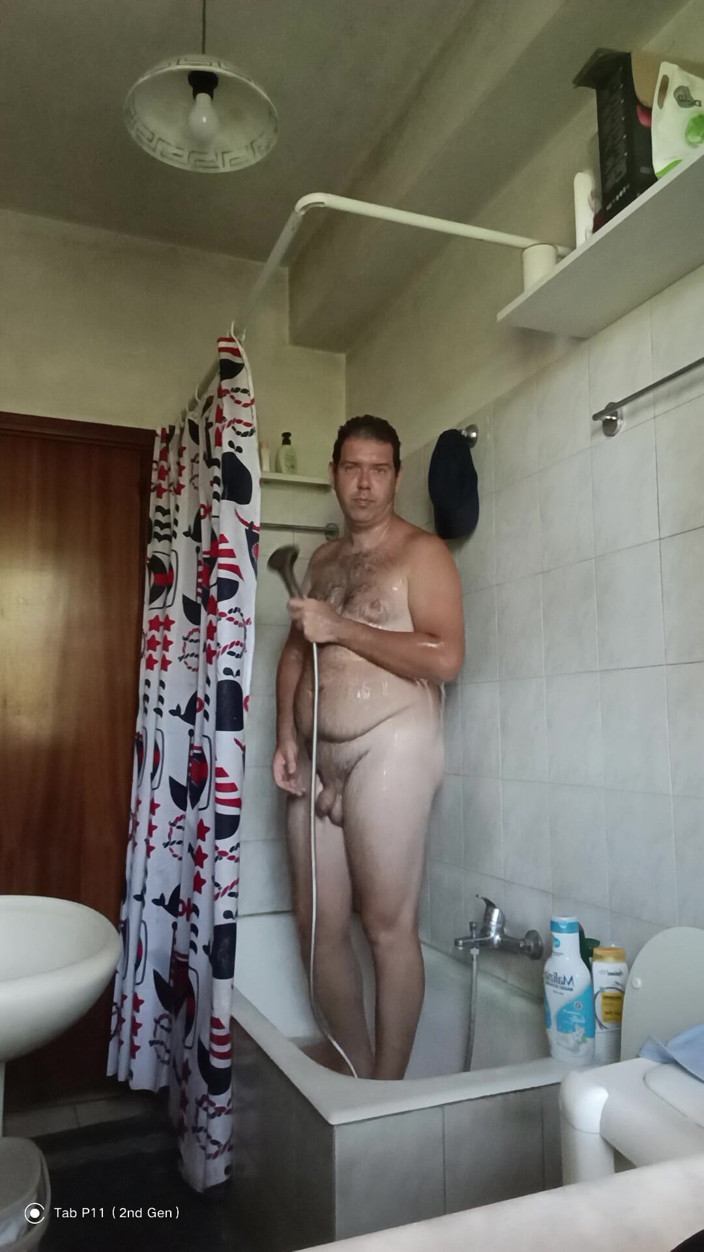 Mirko2589: Полностью голый в душе