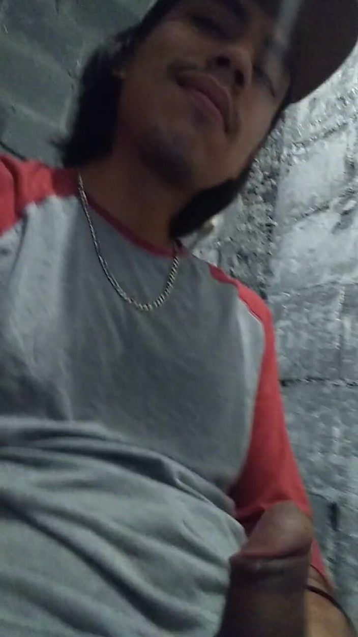 AlexAlejandro13: Intrarea în baie