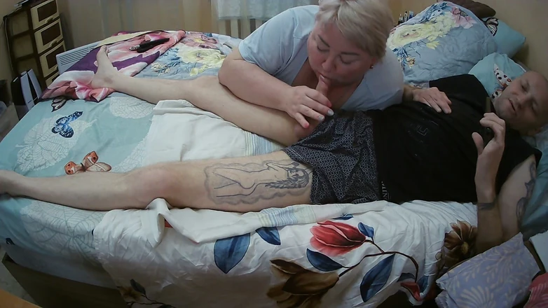 Zona901: And Again, My Son-in-law's Cock Penetrates Into My Mouth, Filling...