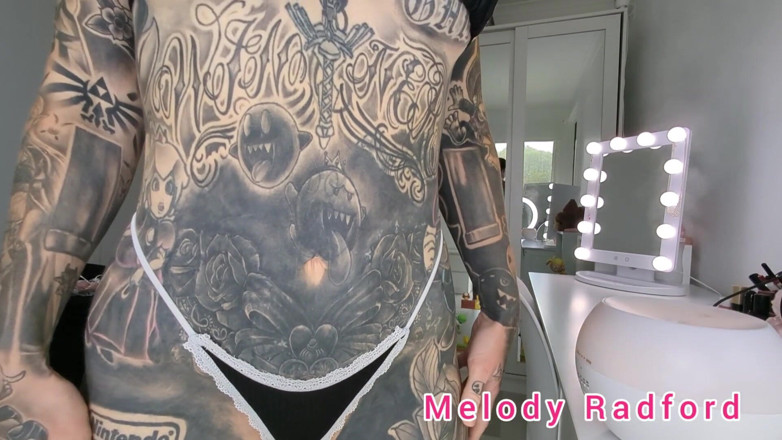 Melody Radford: Micro bikini și Dantelă G String probează Haul Petite Goth Fitness...