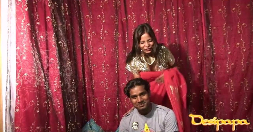 Desi Papa: Indian couple Sheetal &amp; Akshay bedroom sex
