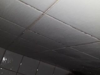 Black guy: Honění S4 ep1