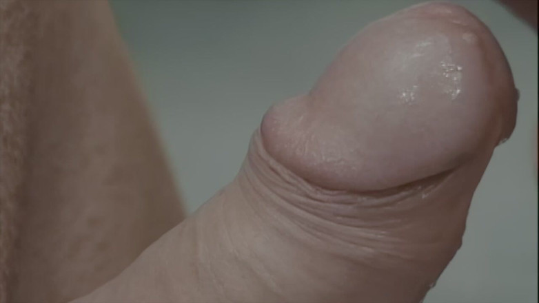 Italians at Home: Ta dziwka dobrze myje kutasa faceta, zanim weźmie go w...