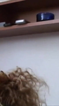 Acción lésbica con rubia y morena caliente
