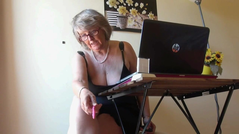 Abby Roberts: Tutor sexy