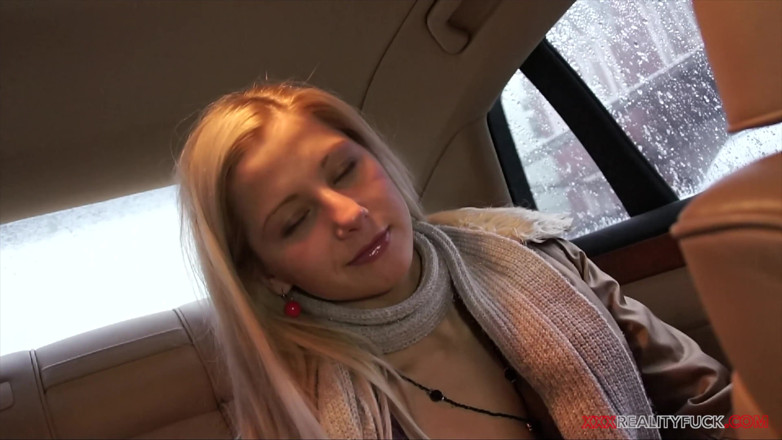 Czech Pornzone: Tight the Cock &amp; Ride It - Candy Love