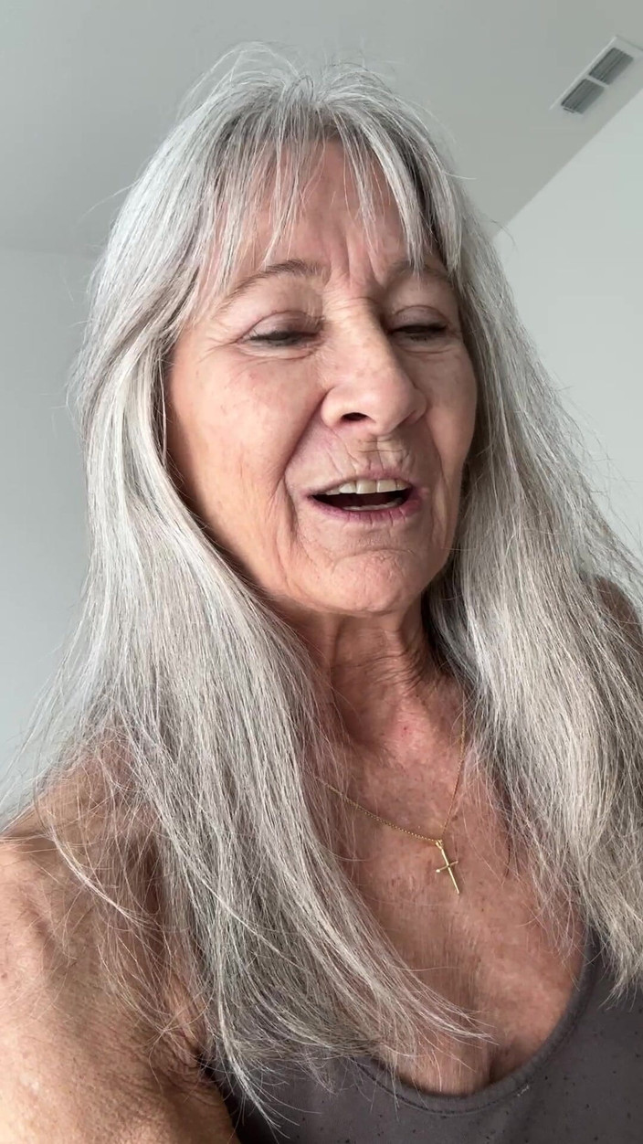 Leilani Lei: Доброго ранку!