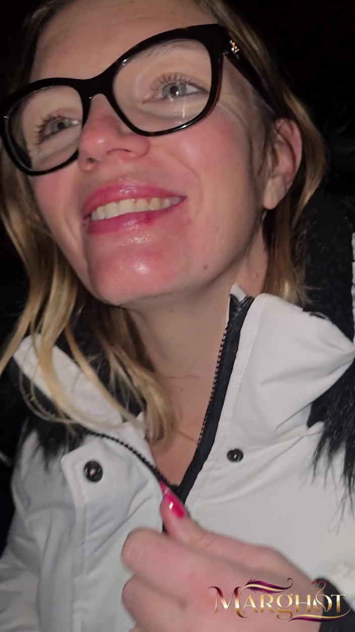 Sexymarghot: Exhib Annecy Avec Magdalena Medusa: on Suce Mon Mec À Deux...