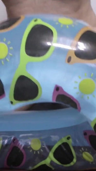 Joacă cu un înot mișto