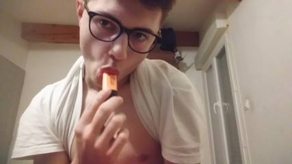 Axel Lacroix: Axelangeは、その義務を果たします