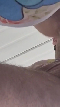 Brunetka MILF wysysających kutas