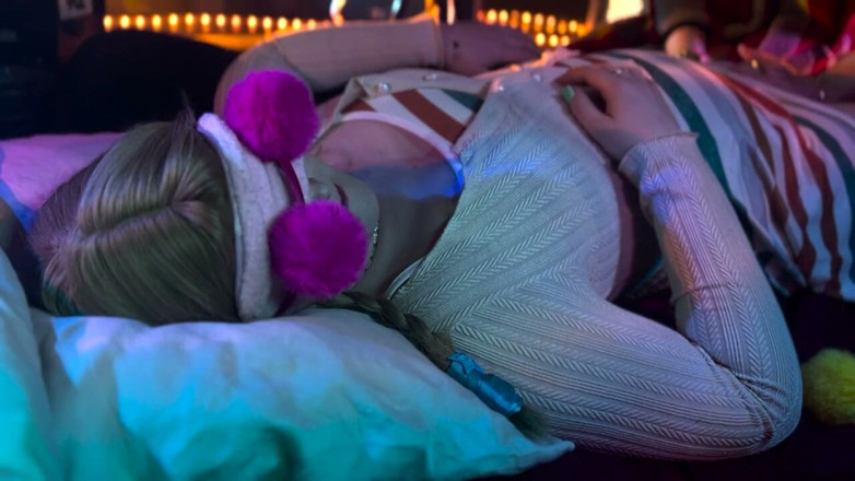 Shawna Panofka: Mein stief-opa gibt mir eine versaute massage und creampie