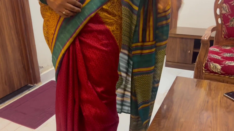 Besharam Jodi: Desi Indian Saree Fucked by Her Besharam Younger Stepbrother