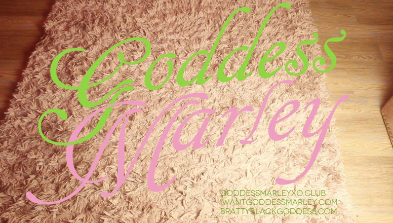 Goddess Marley: Чувственное курение