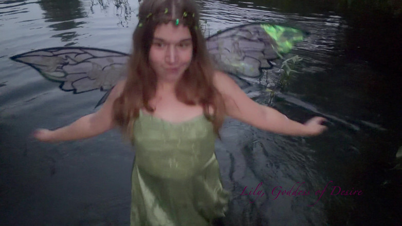 Lily, Goddess of Desire: Фея воды появляется и соблазняет тебя, как Тьме Фолс