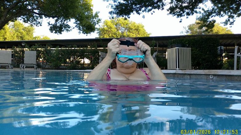 BBW nurse Vicki adventures with friends: Som Under Water divertido contigo sexy gran belleza enfermera Vicki