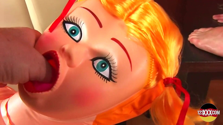 123XXX - Fucked Amateurs in Germany!: Geile oudere vrouw in netkousen spuit na een harde neukpartij