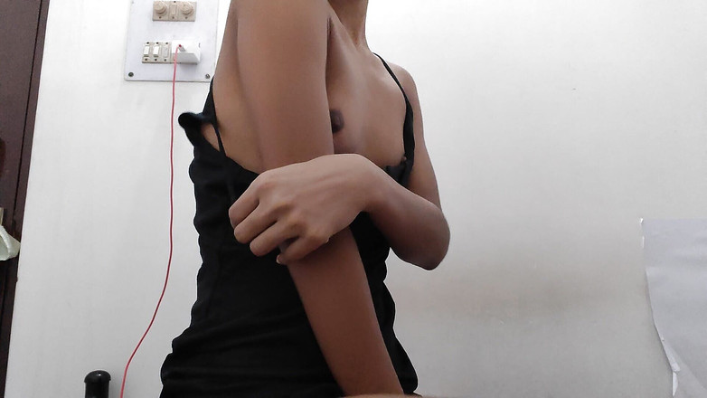 desigirl93: 私の名前はプリヤンシ、私とビデオチャット