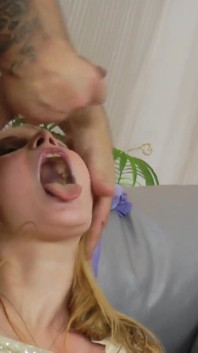 Čůral jsem Kate kundičku a její kamarádka to popíjela