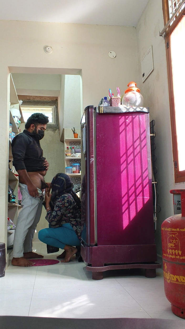 Sajjas: Desi Girl Ko Kichen Me Chodha