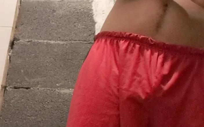 AlexAlejandro13: I'm Usually in the Shower