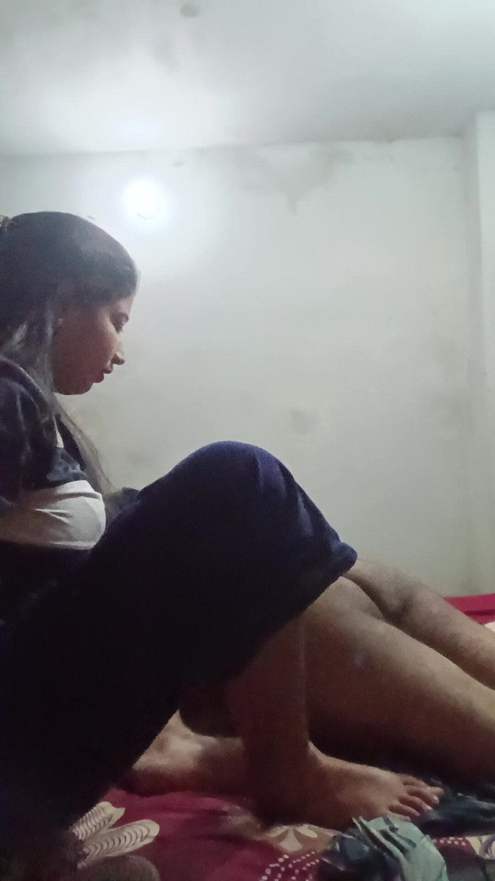 Taniyaxx: Bangla Girl Video Recording